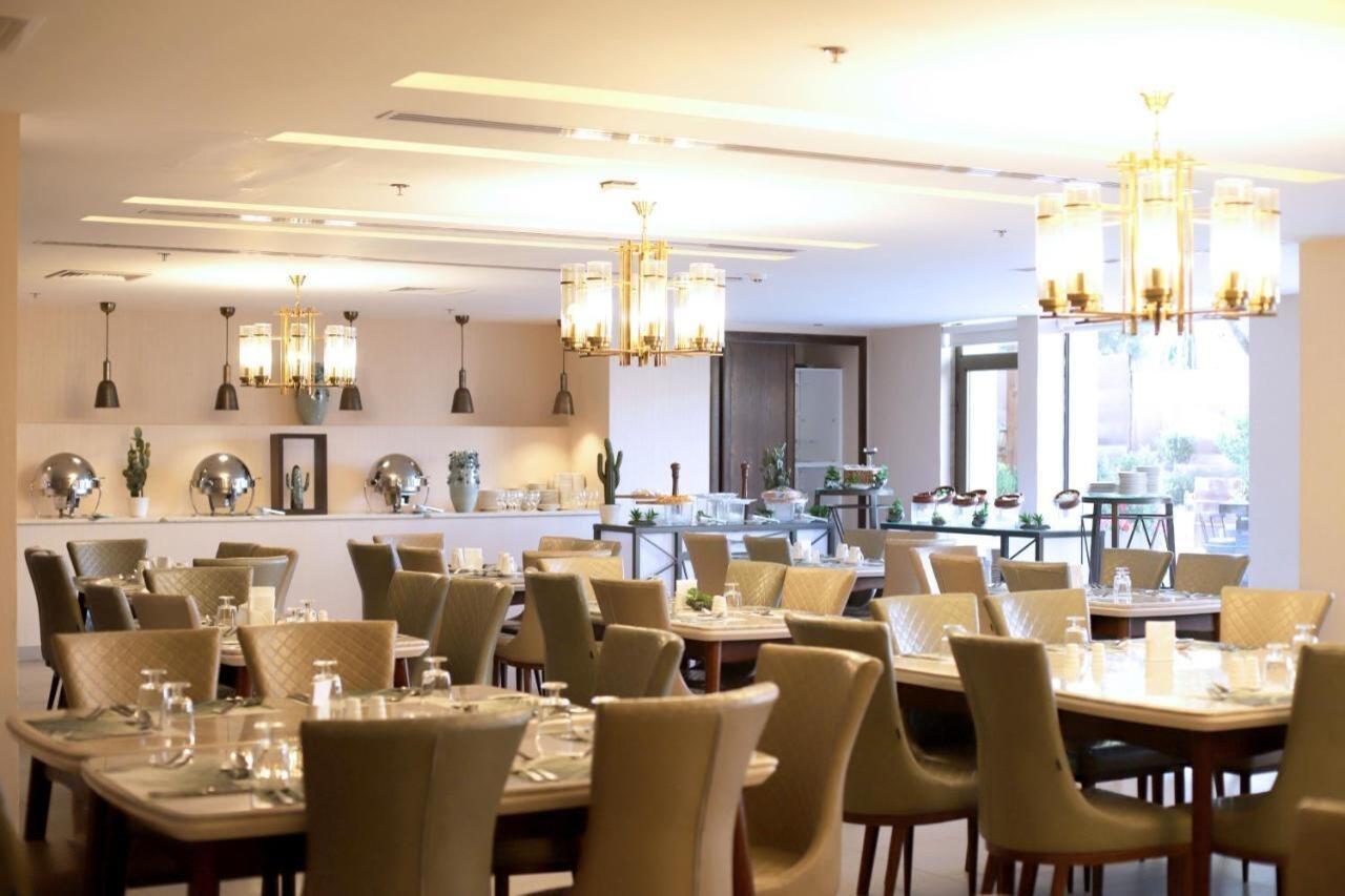 The Sanrock Hotel Amman Exterior photo